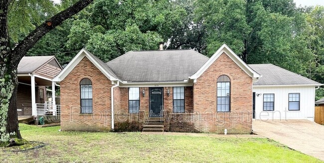 1079 Harpeth Dr in Memphis, TN - Building Photo - Building Photo