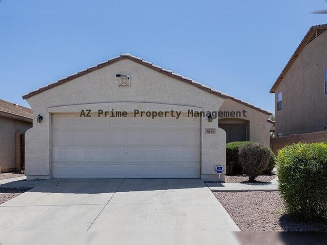 6715 S 35th Dr in Phoenix, AZ - Building Photo - Building Photo