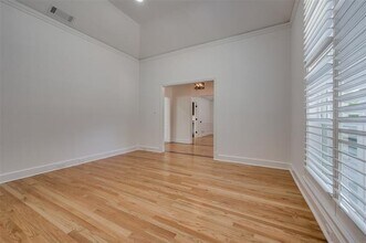 7018 Deloache Ave in Dallas, TX - Building Photo - Building Photo