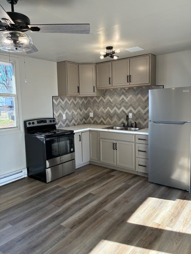 2021 18th St in Heyburn, ID - Building Photo - Building Photo