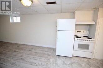 226 Westchester Crescent in St Catharines, ON - Building Photo - Building Photo