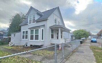 5708 7th Ave S in Seattle, WA - Building Photo - Building Photo