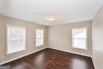 90 Carlisle St in Newnan, GA - Building Photo - Building Photo