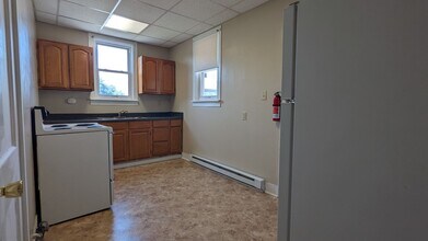 1614 W Market St in Pottsville, PA - Building Photo - Building Photo