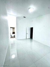 12505 McGregor Blvd in Ft. Myers, FL - Building Photo - Building Photo