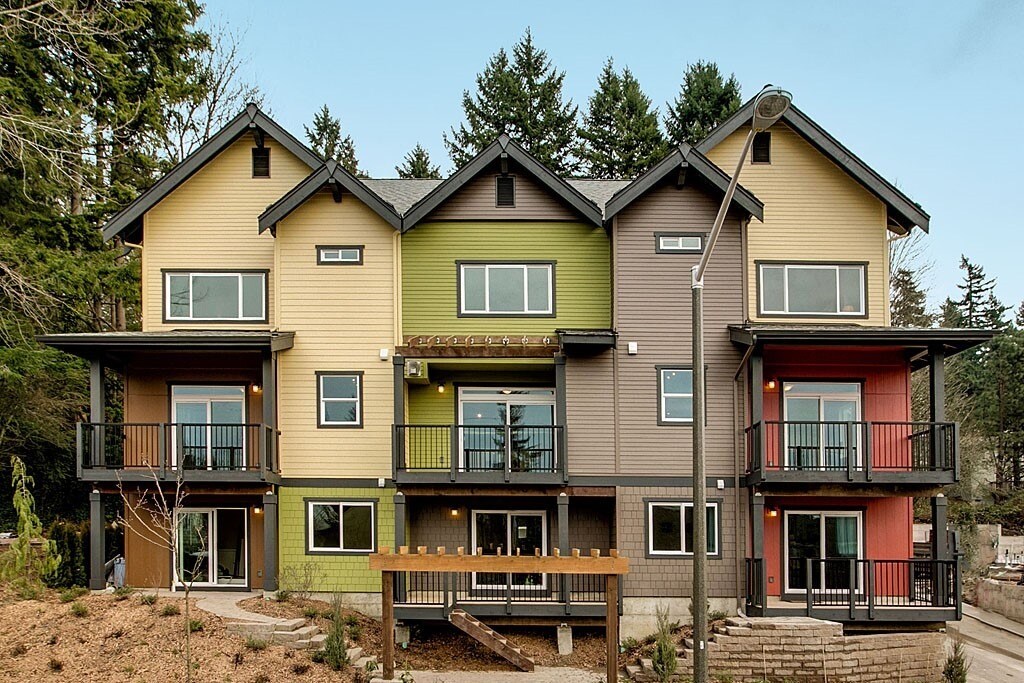 8414 167th Ave NE in Redmond, WA - Building Photo