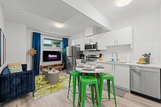 15803-15897 97 Ave NW, Unit SI ID1308602P in Edmonton, AB - Building Photo - Building Photo