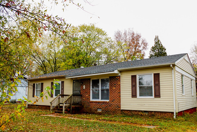 2205 Westover Ave in Richmond, VA - Building Photo - Building Photo