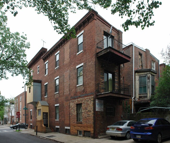 117 N 21st St in Philadelphia, PA - Building Photo - Building Photo