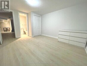 28 Bushcroft Grove in Toronto, ON - Building Photo - Building Photo