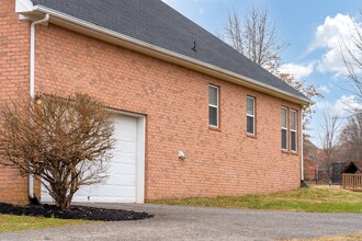 150 Dalton Cir, Unit 2F in Hendersonville, TN - Building Photo - Building Photo