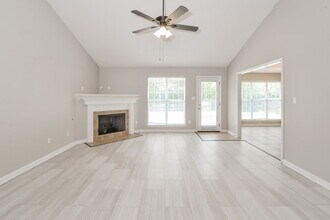 13141 Sandbourne S in Olive Branch, MS - Building Photo - Building Photo