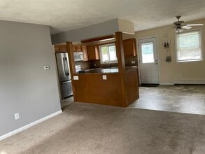 44 N Woody Hill Rd, Unit North Woody Hill in Bradford, RI - Building Photo - Building Photo