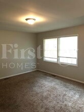 127 Saugatuck Rd in Montgomery, IL - Building Photo - Building Photo