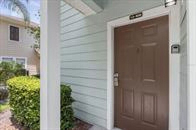 5350 Diplomat Ct in Kissimmee, FL - Building Photo - Building Photo