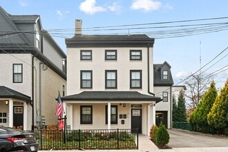 6830 Ridge Ave in Philadelphia, PA - Building Photo - Building Photo