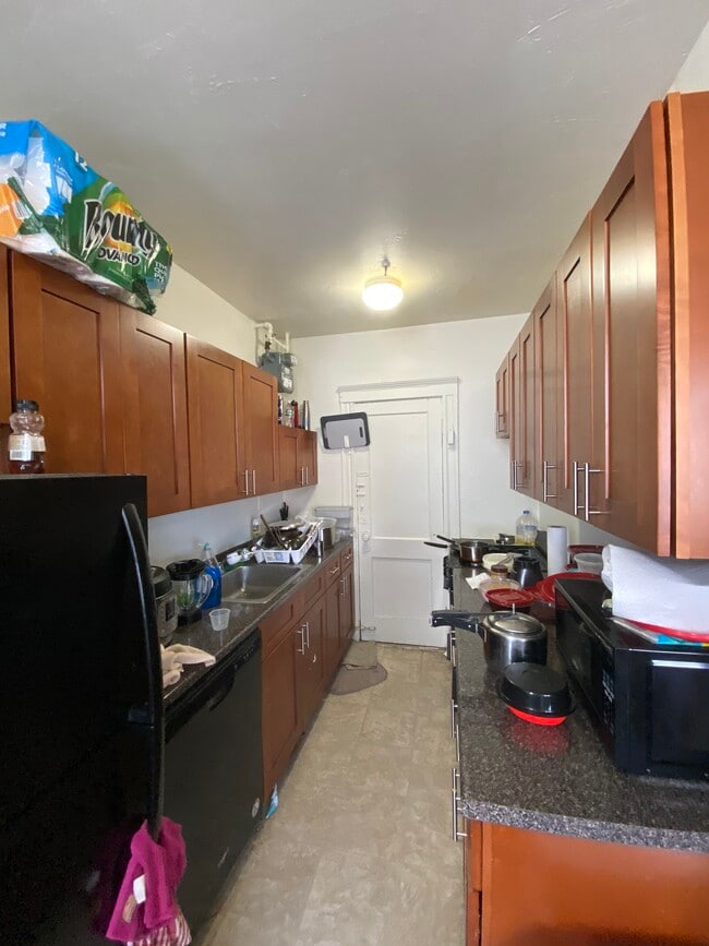 1116 Boylston St, Unit 29 in Boston, MA - Building Photo - Building Photo