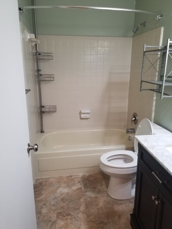 6213 Dewdrop Way in Temple Terrace, FL - Foto de edificio - Building Photo