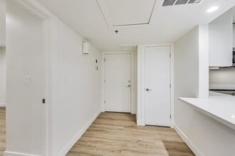 95 41st St in Oakland, CA - Foto de edificio - Building Photo