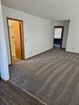 979 Victoria St N in St. Paul, MN - Building Photo