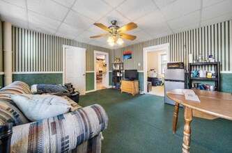 715 Union St-Unit -1r in Manchester, NH - Foto de edificio - Building Photo