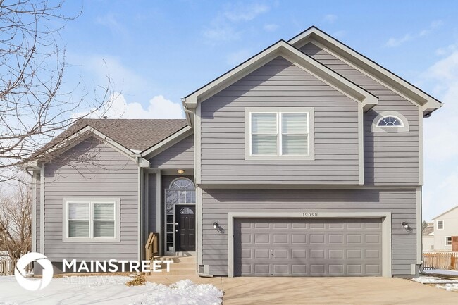 property at 19098 W 164th Terrace