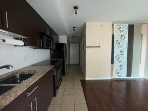 555 Delestre Ave in Coquitlam, BC - Building Photo - Building Photo