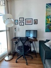 19 Grand Trunk Crescent in Toronto, ON - Building Photo - Building Photo