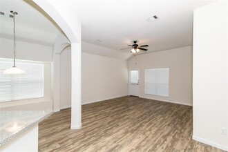 2522 Camarilla Ln in Richmond, TX - Foto de edificio - Building Photo