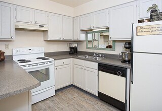 534 Hurdle Cir, Unit 436 in Billings, MT - Foto de edificio - Building Photo