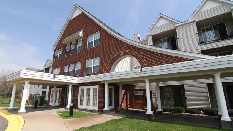 The Willows of Ham Lake Senior Community 55+ in Ham Lake, MN - Foto de edificio