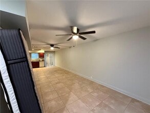 3213 Golden Dr, Unit B in Chalmette, LA - Building Photo - Building Photo