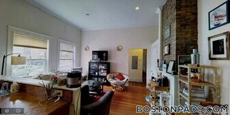 358 Broadway, Unit 2 in Somerville, MA - Building Photo