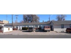 Knotty Pines Apartments in Cheyenne, WY - Building Photo
