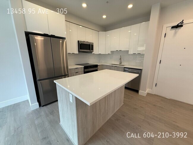 13458-13495 95 Ave in Surrey, BC - Building Photo - Building Photo