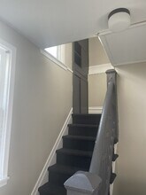 4233 Holt Rd, Unit 2 in Holt, MI - Foto de edificio - Building Photo