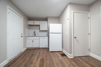 771 E Tulane Rd in Columbus, OH - Building Photo - Building Photo