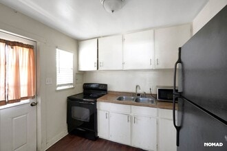 1932 Del Mar Pkwy in Aurora, CO - Foto de edificio - Building Photo