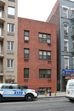 207 W 20th St in New York, NY - Building Photo - Building Photo