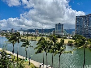 2029 Ala Wai Blvd in Honolulu, HI - Building Photo - Building Photo