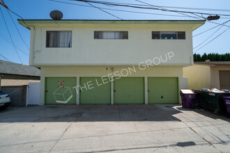 3723 E 8th St in Long Beach, CA - Building Photo - Building Photo