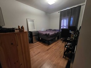 254 Barrie St in Kingston, ON - Building Photo - Building Photo