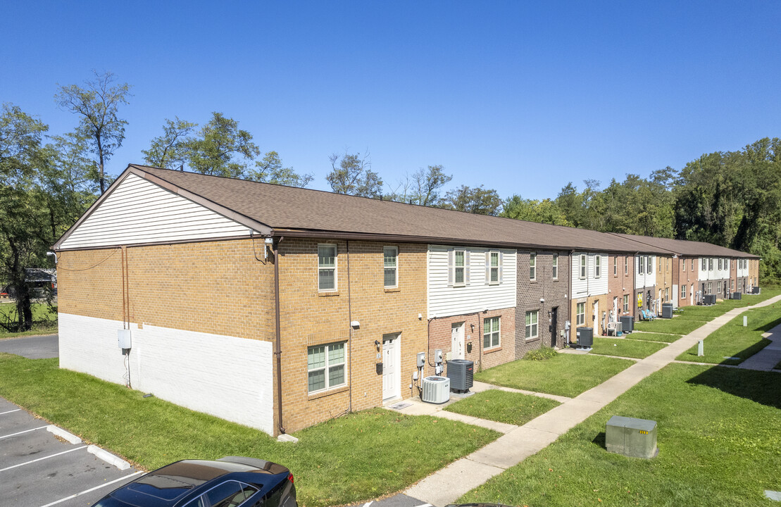 Catons Villas North in Woodlawn, MD - Building Photo