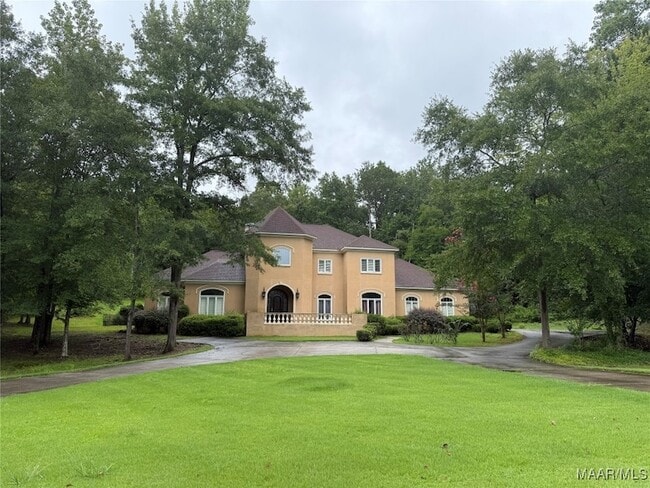 56 Peachwood Dr, Unit 331 in Tallassee, AL - Building Photo - Building Photo