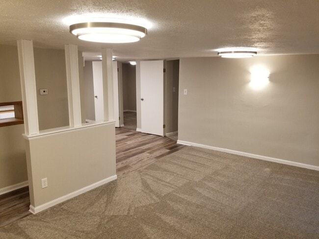 5972 State Road 60 in Hartford, WI - Building Photo - Building Photo