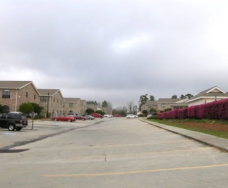 Mark VI Apartments in Hattiesburg, MS - Building Photo - Building Photo