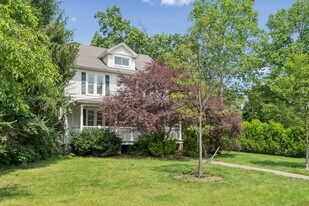 7410 Columbia Ave in College Park, MD - Building Photo