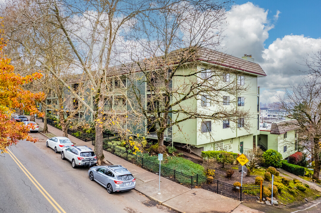 Tower Hill in Portland, OR - Building Photo