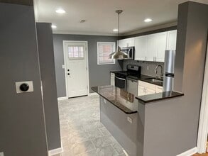 340 Gusryan St in Baltimore, MD - Building Photo - Building Photo