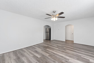 7307 Avenue H, Unit D in Houston, TX - Building Photo - Building Photo